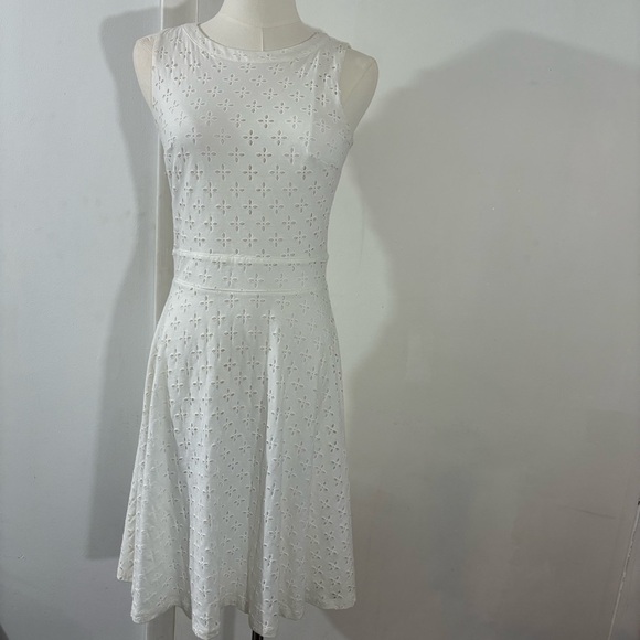 Ann Taylor LOFT White Eyelet A-Line Sleeveless Dress Sz 0 Bridal Floral Summer - Picture 5 of 15